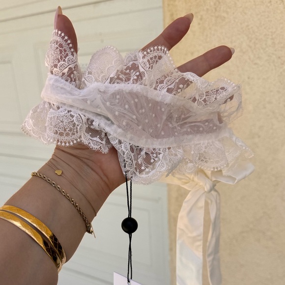 For Love and Lemons Victoria Secret I DO bridal lingerie - Picture 5 of 7